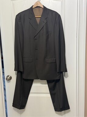 Men's Brown Two-Piece Narrow Pinstripe Suit